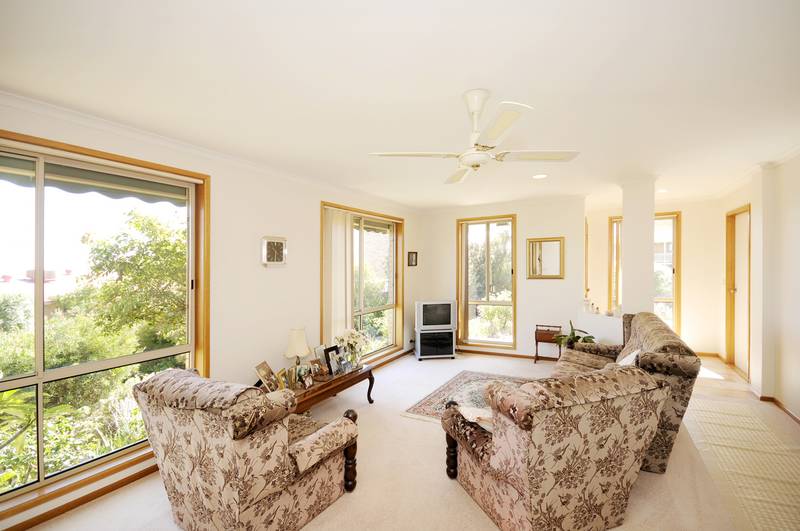 JUST MOVE IN AND RELAX Picture 3