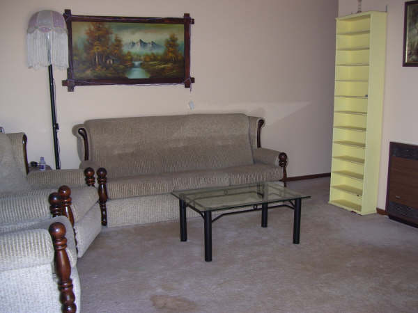 Large block, quiet location Picture 3