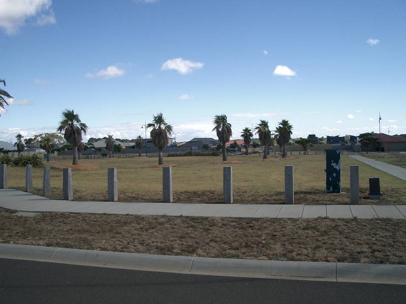 MUST BE SOLD MAKE AN OFFER Picture 3