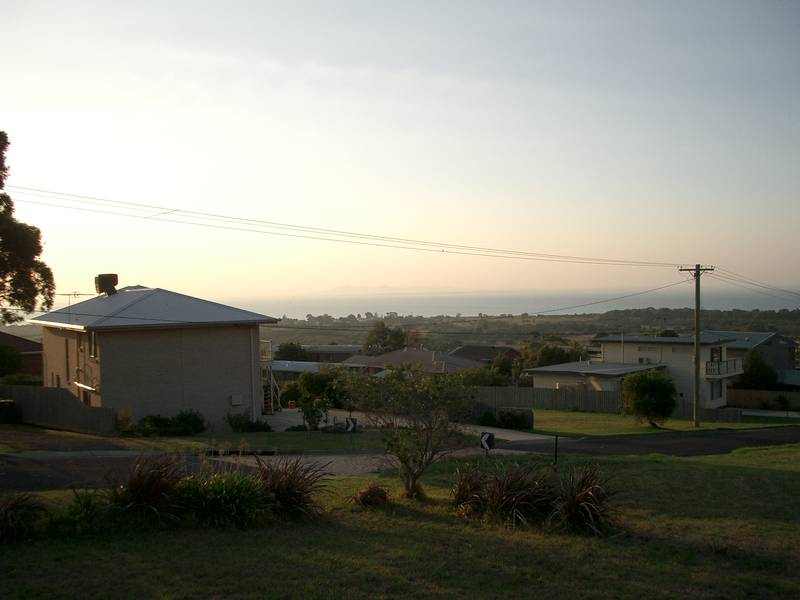 HIGH UP ON TOP OF THE HILL Picture 2