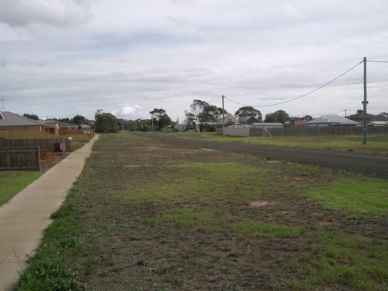 CLOSE TO THE GOLF CLUB Picture 3
