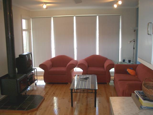 HIGH - $900pw & $220pn
LOW - $700pw & $200pn Picture 3