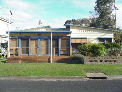 HIGH - $1000pw & $200pn
LOW - $700pw & $175pn Picture