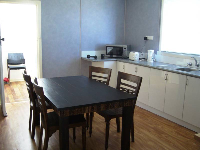 HIGH - $850pw & $175pn
LOW - $700pw & $150pn Picture 2