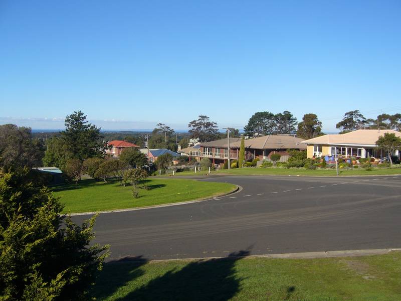 HIGH - $1050pw & $175pn
LOW - $650pw & $150pn Picture 2