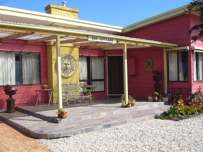 HIGH - $990pw & $180pn
LOW - $660pw & $160pn Picture