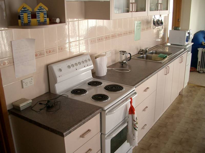 HIGH - $800pw & $175pn
LOW - $600pw & $150pn Picture 2