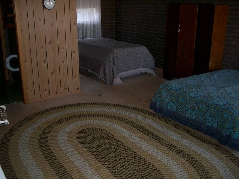 385 THE ESPLANADE Picture 2