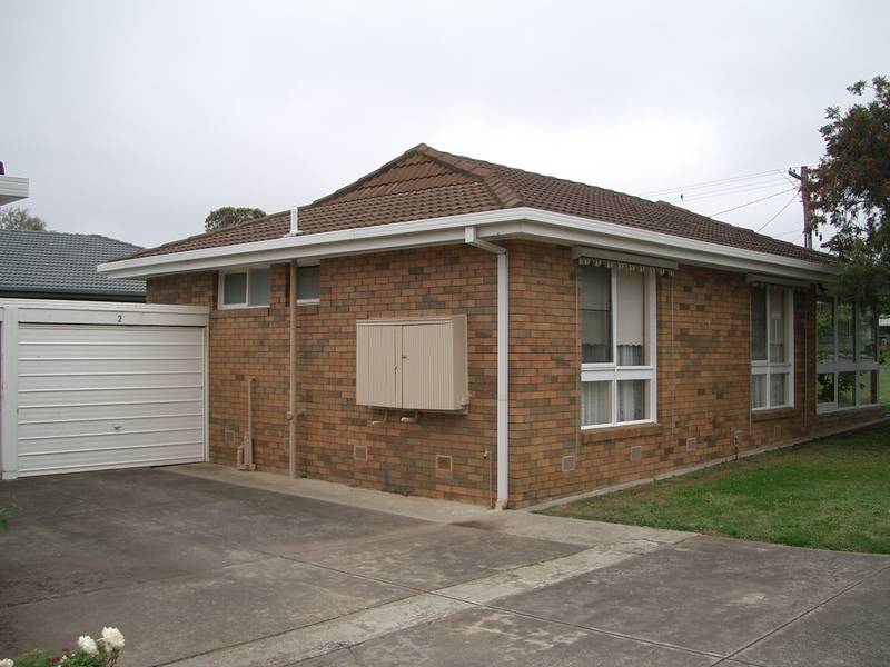 WALK TO SHOPS AND BEACH Picture 2