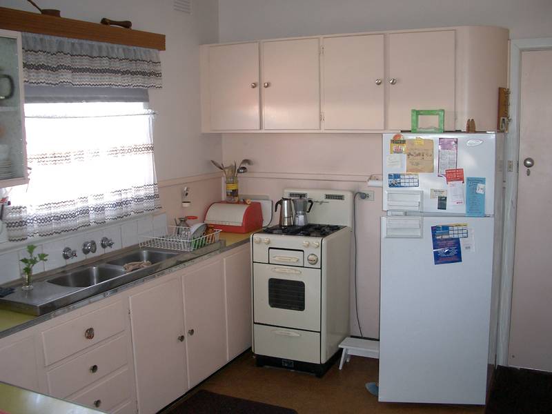 WHEN LOCATION COUNTS! Picture 3