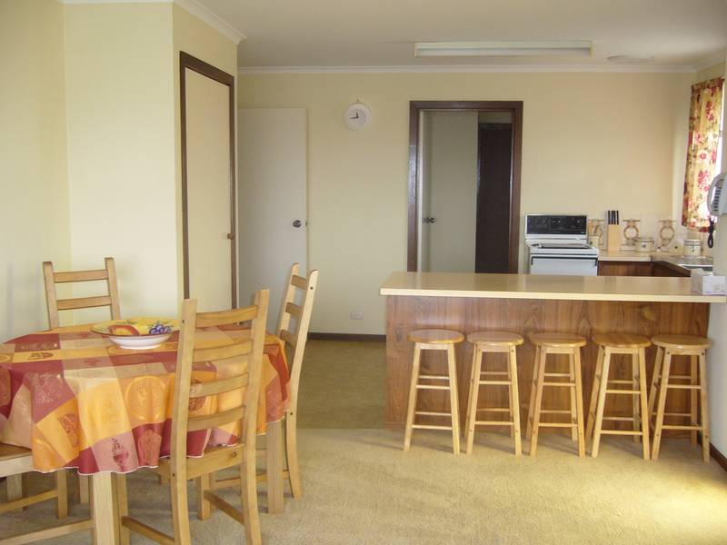 HIGH SEASON - $750PW & $150PN
LOW SEASON - $550PW & $130PN Picture 3