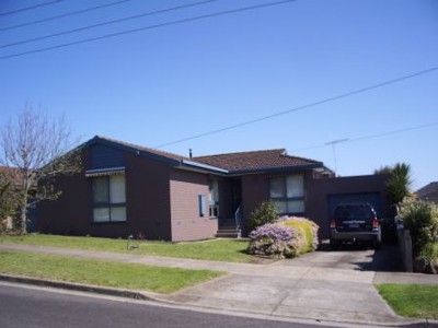 HIGH - $1300pw & $250pn
LOW - $900pw & $220pn Picture HIGH - $1300pw & $250pn
LOW - $900pw & $220pn Picture