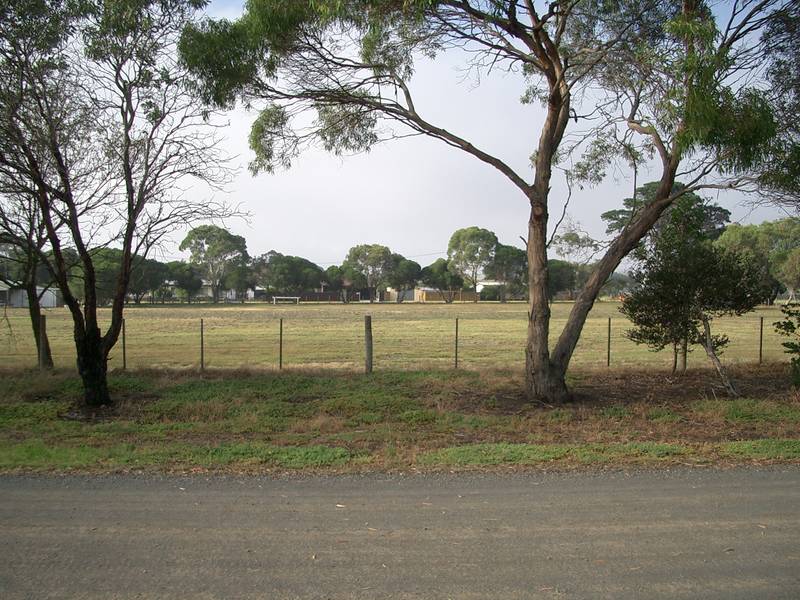 VENDOR SAID SELL!
LOT 1 NOW FOR SALE $139,000 Picture 3