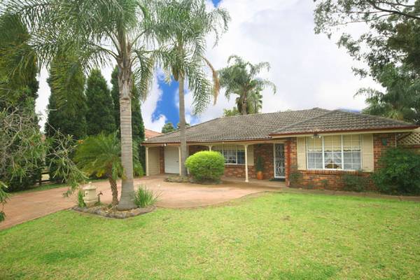 A Family Home On 828M2 Block Picture 1