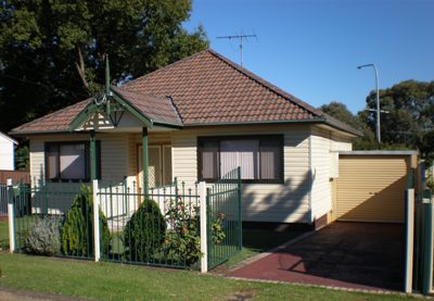 Very neat three bedroom home Picture 1