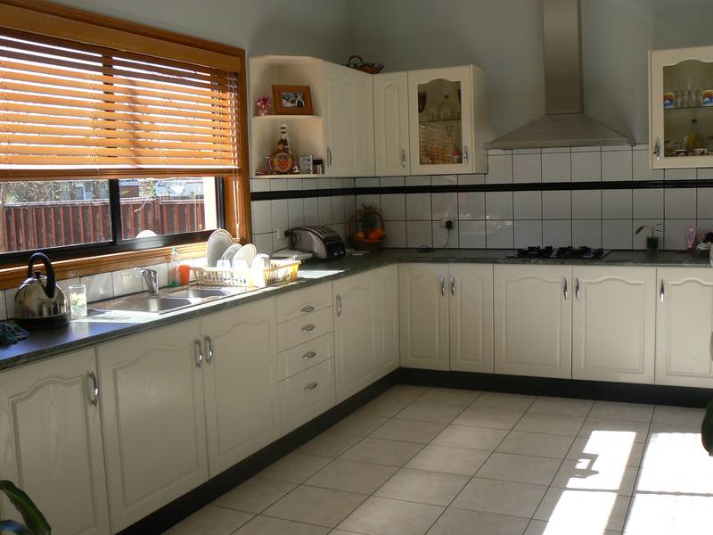 Nice presentation In A Top Location Picture 3