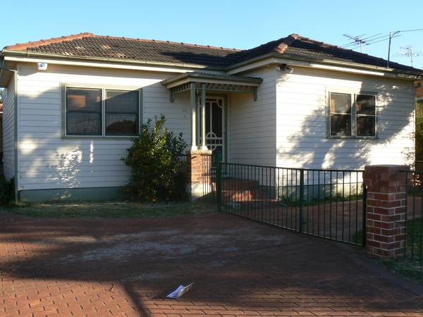 What a little Beauty! Picture 1