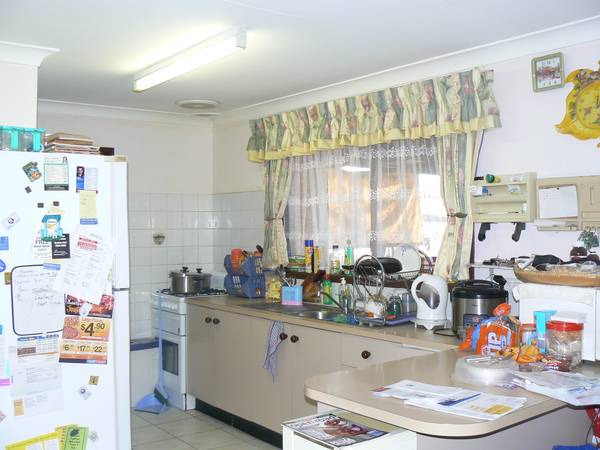 Four Bedda
Plus Development Opportunity Picture 2