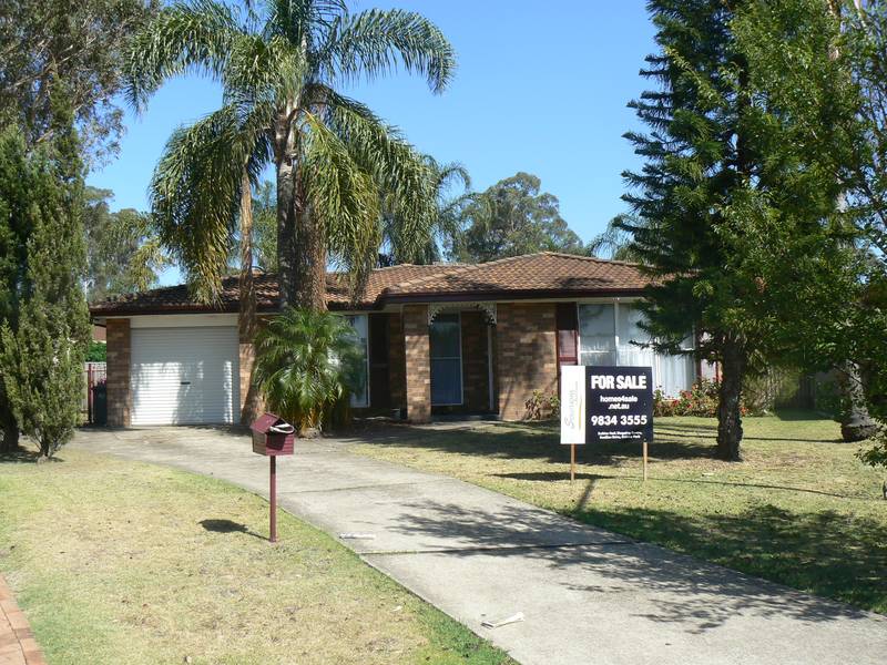 Handy Location! Picture 1