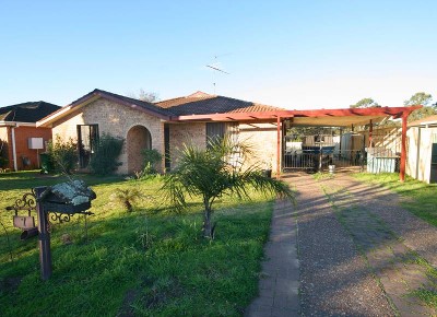 5 bedrooms for Exceptional Value!!! Picture