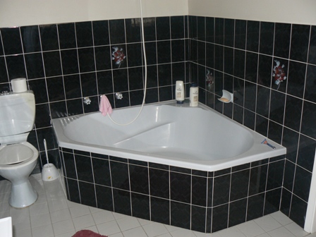 Quiet Street in St Clair Picture 2