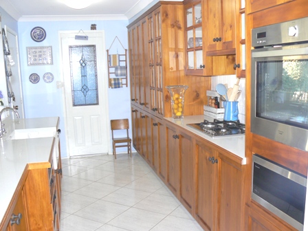 A TOUCH OF COUNTRY Picture 2