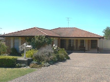 A TOUCH OF COUNTRY Picture 1