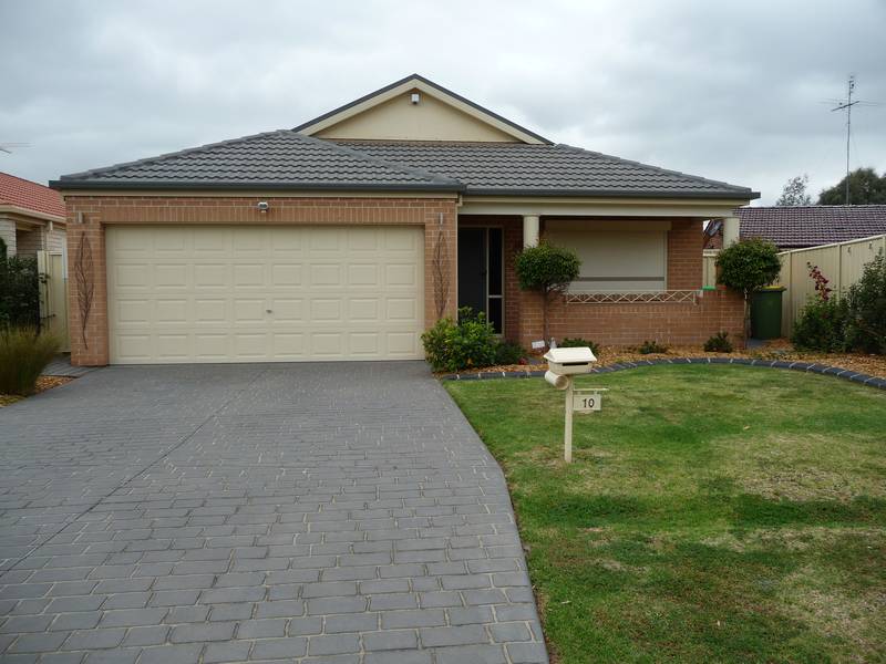 Lovely Family Home Picture 1