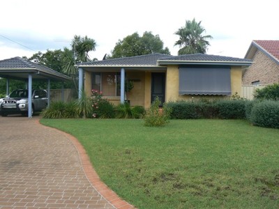 Well presented home in quiet location !!! Picture