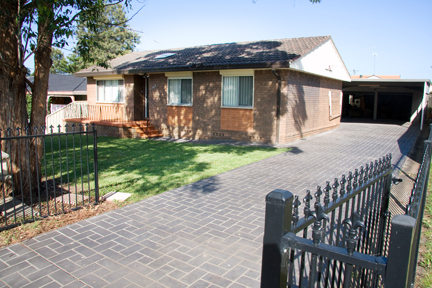 Large Family Home In a Great Location Picture 1