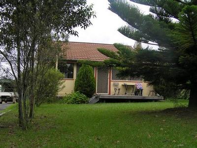 VILLAGE CHARMER Picture