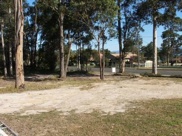 VACANT BUSINESS ZONED BLOCK Picture 3