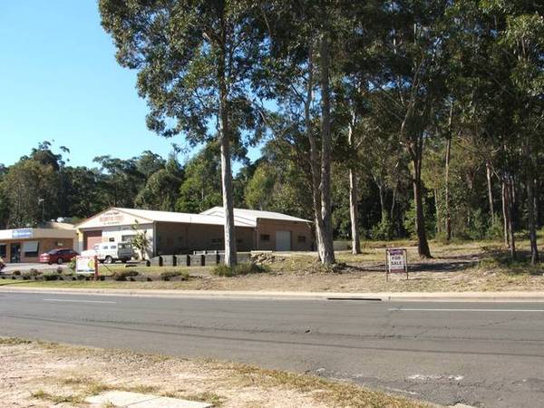 VACANT BUSINESS ZONED BLOCK Picture 2