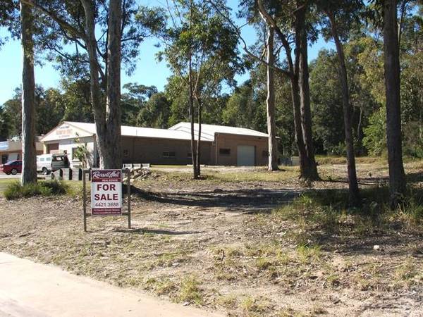 VACANT BUSINESS ZONED BLOCK Picture 1