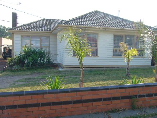 FULLY RENOVATED! Picture 1