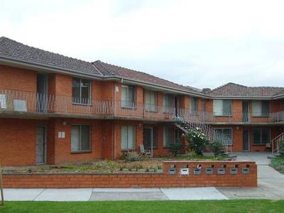 CLOSE TO ALL AMENITIES Picture