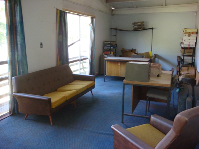 Commercial Or Industrial Building Picture 2