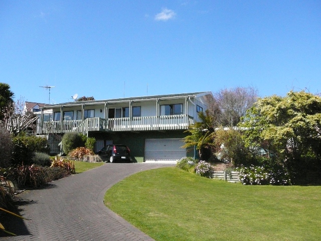 Happy Living Starts Here Picture 2