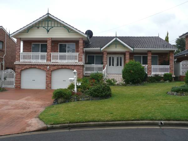 GEORGES HALL Picture 1