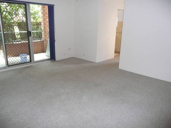 DON'T MISS OUT Picture