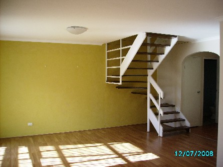 BUS AT DOOR Picture BUS AT DOOR Picture