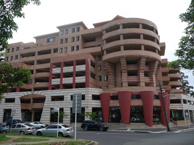 TOP FLOOR ENTERTAINER Picture