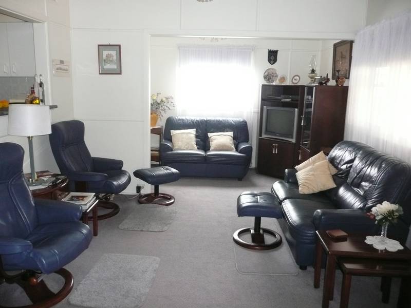 FANTASTIC FAMILY LOCATION Picture 2