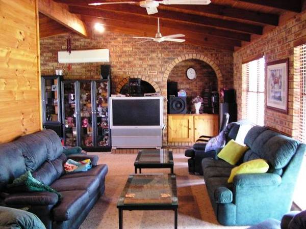 Bank Sayes sell - Act NOW before it is too late Picture 3