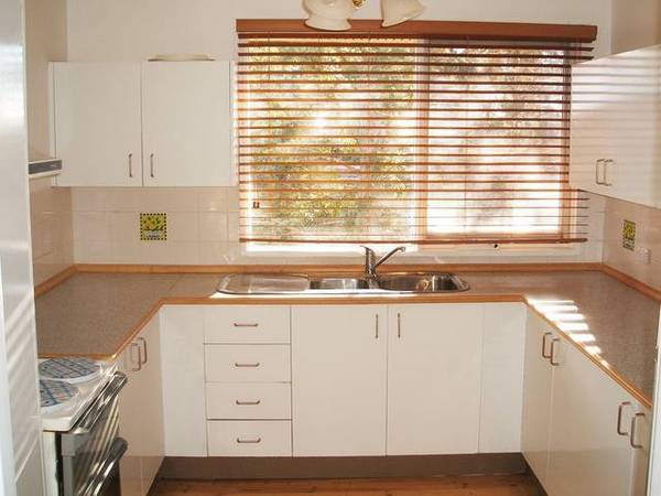 Has everything you ever need! Picture 2