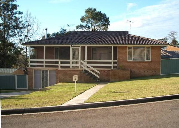 Has everything you ever need! Picture 1