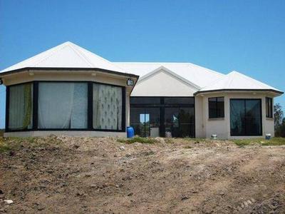 Offers between $680,000 - $740,000 Picture Offers between $680,000 - $740,000 Picture