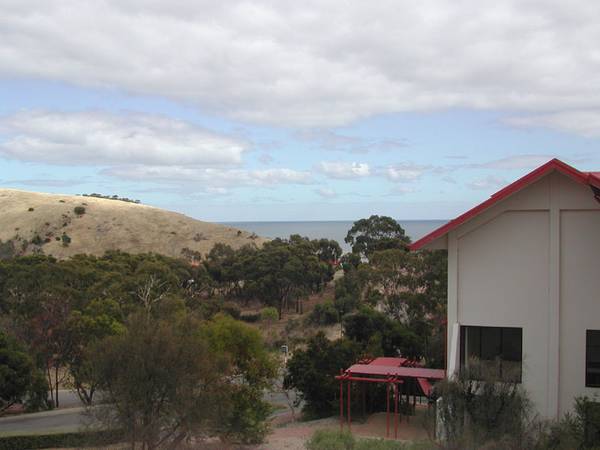 Excellent investment opportunity or your own holiday destination. Picture 3