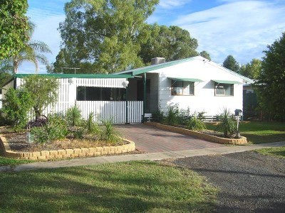 AUCTION ON SITE SATURDAY 24/01/2009 at 2:00PM Picture