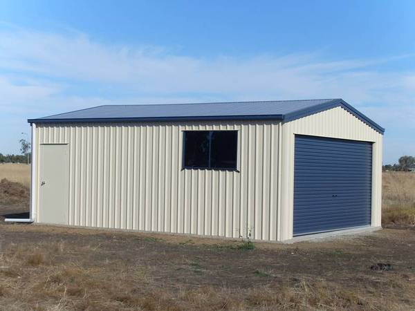1 ACRE WITH BRAND NEW SHED Picture